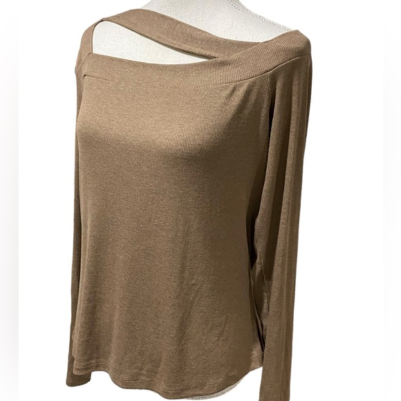 NWT LNA Long Sleeve Otis Ribbed Top Size 2X - Picture 9 of 12